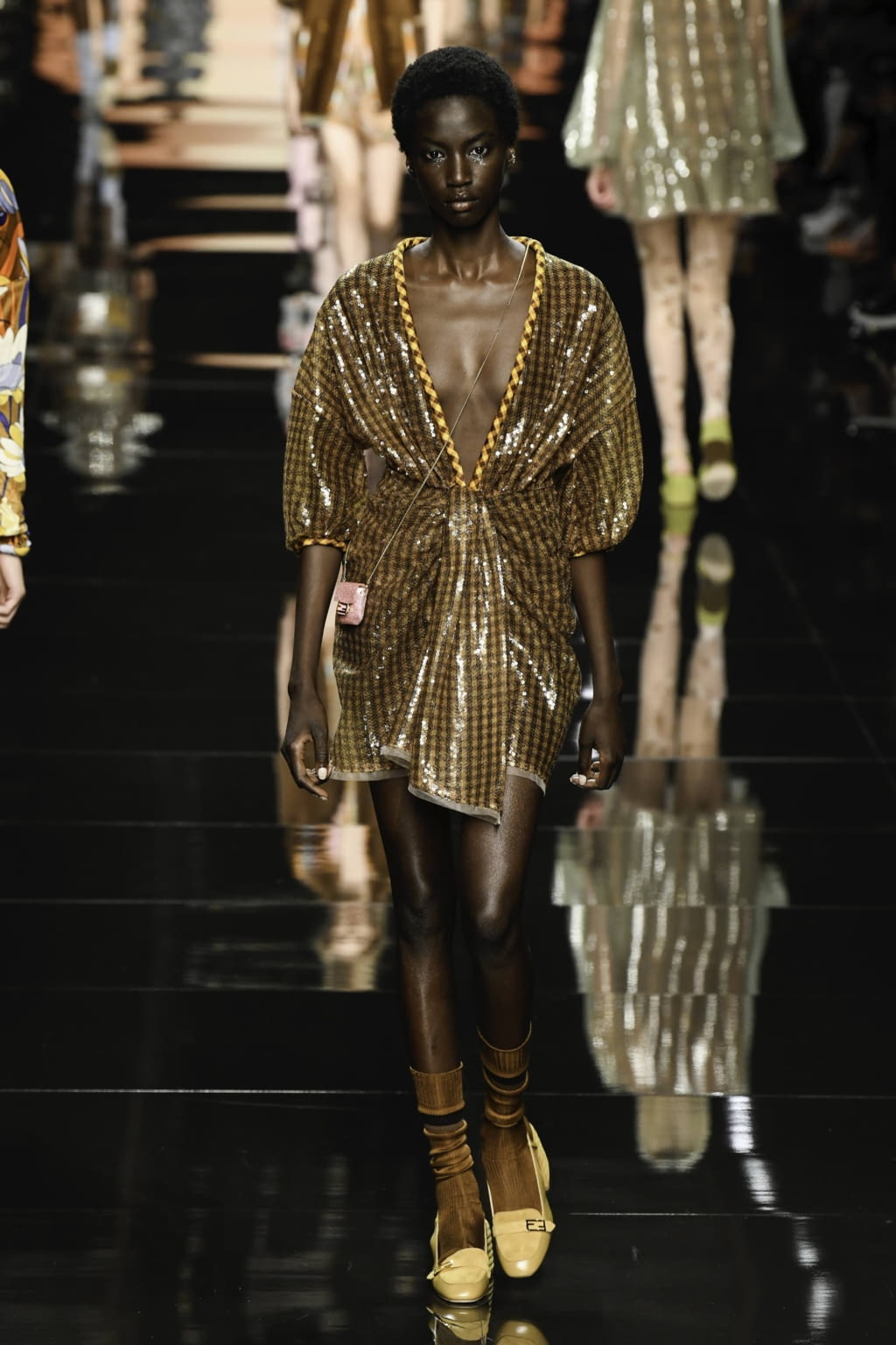 Fashion Week Milan Spring/Summer 2020 look 39 de la collection Fendi womenswear