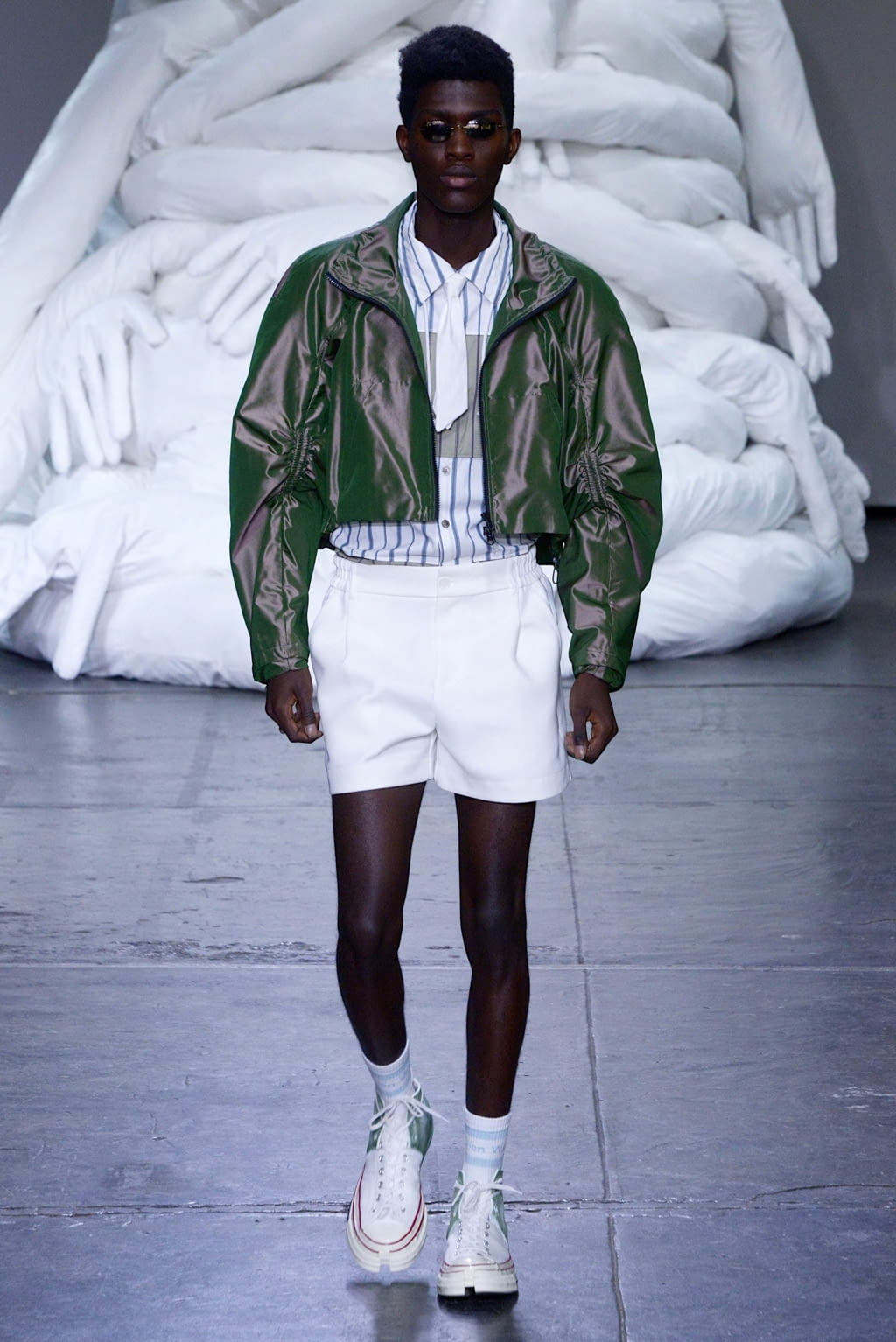 Fashion Week New York Spring/Summer 2019 look 21 from the Feng Chen Wang collection menswear