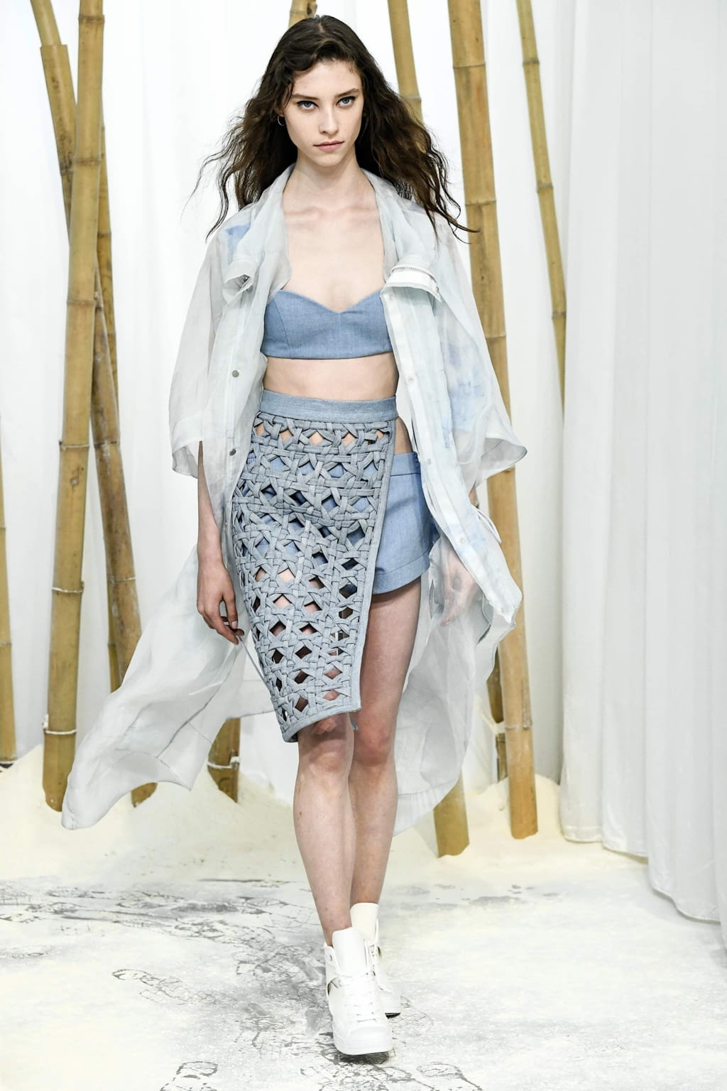 Fashion Week London Spring/Summer 2020 look 15 de la collection Feng Chen Wang menswear