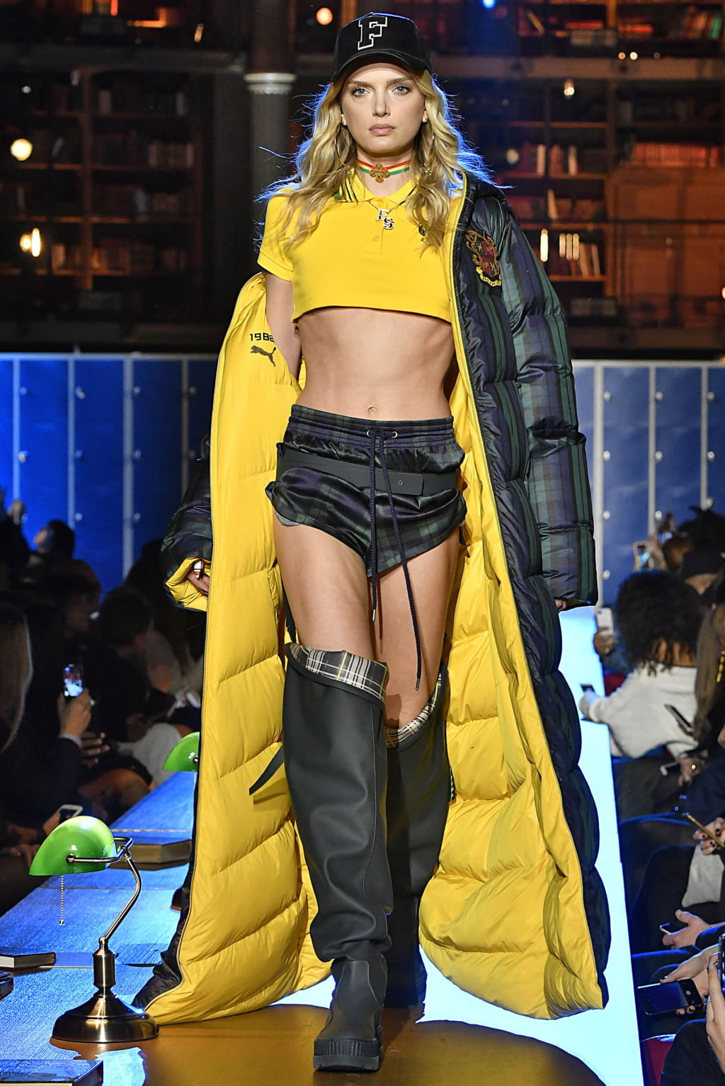 Fashion Week Paris Fall/Winter 2017 look 29 from the Fenty x Puma by Rihanna collection womenswear