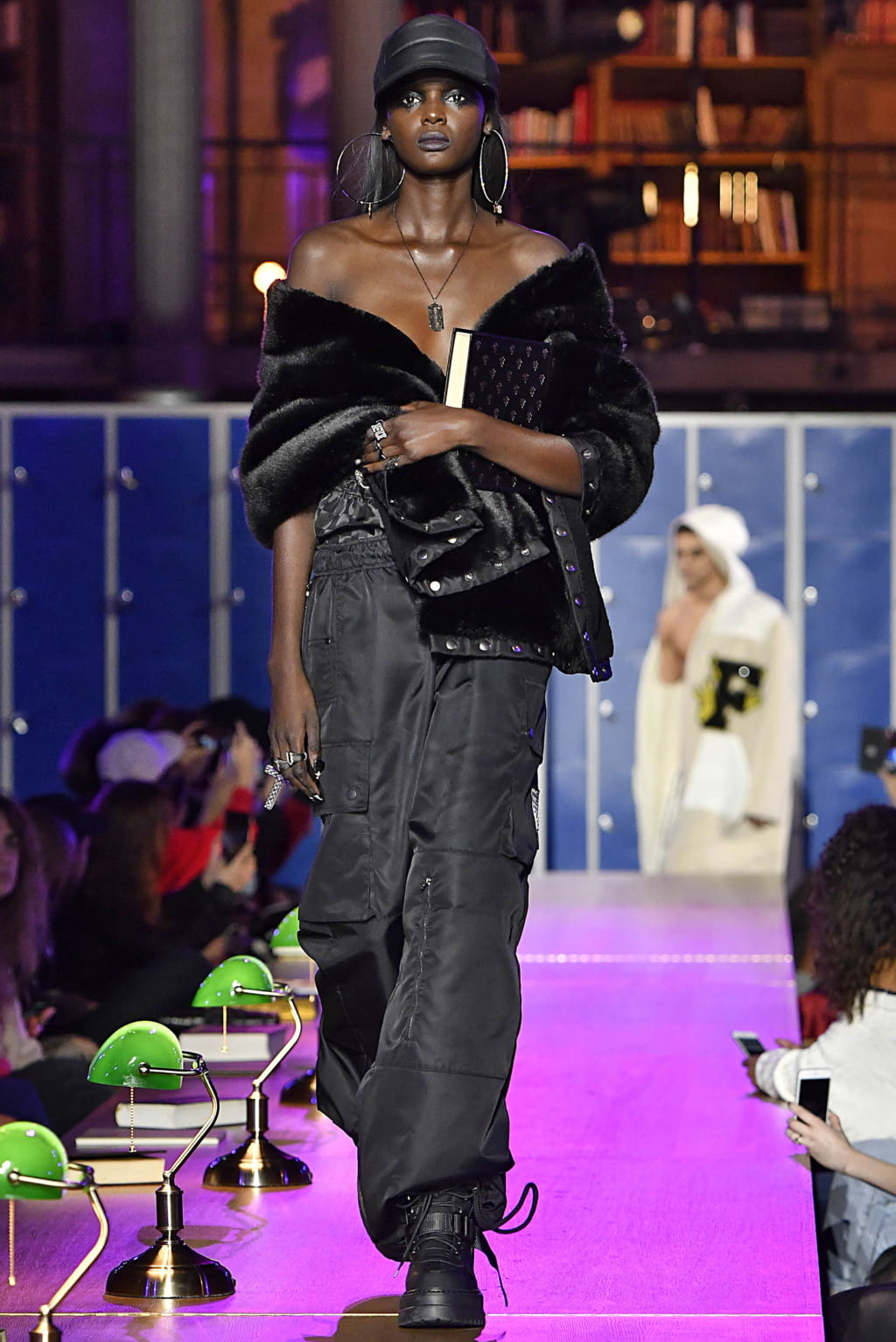 Fashion Week Paris Fall/Winter 2017 look 50 de la collection Fenty x Puma by Rihanna womenswear