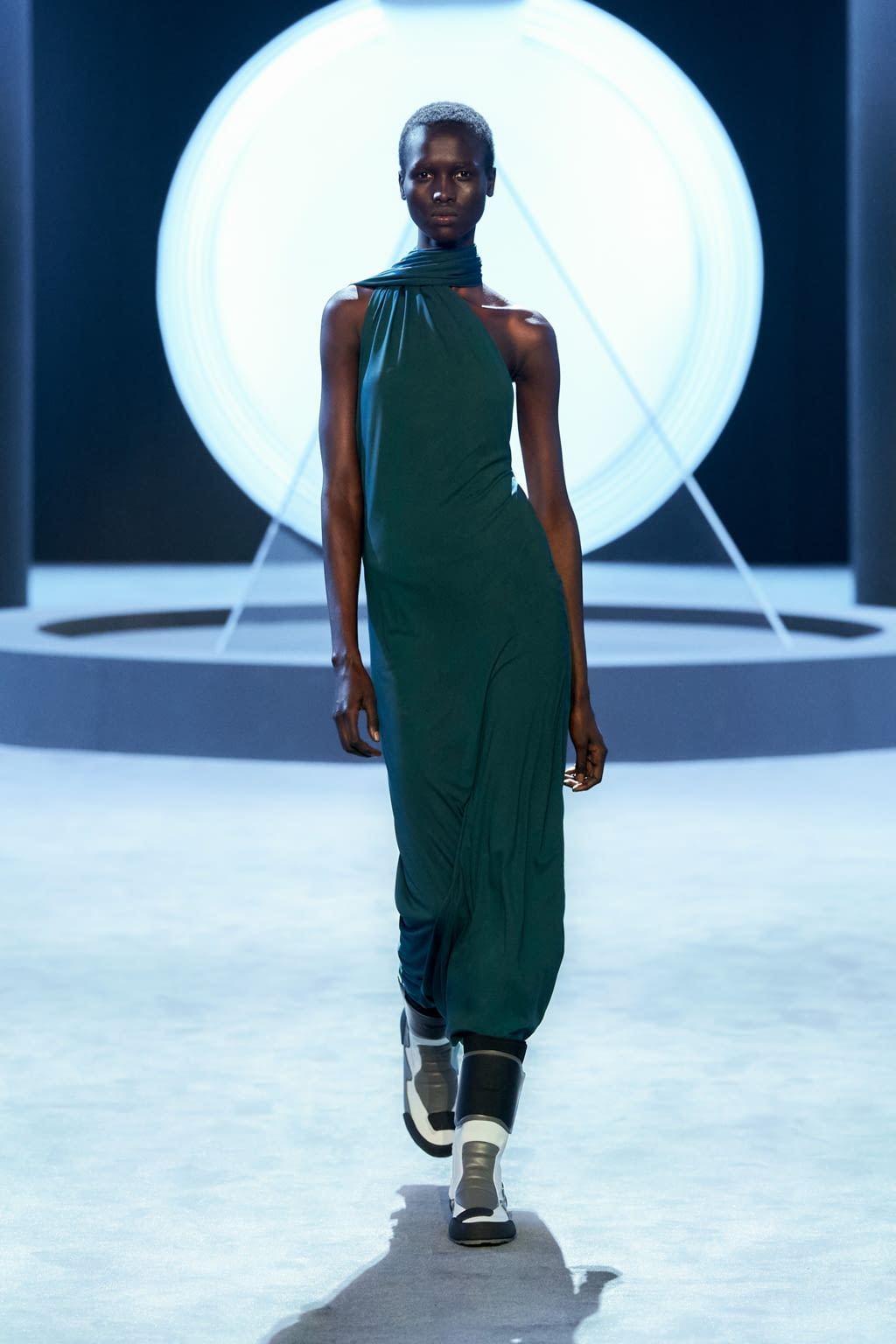 Fashion Week Milan Fall/Winter 2021 look 8 de la collection Ferragamo womenswear
