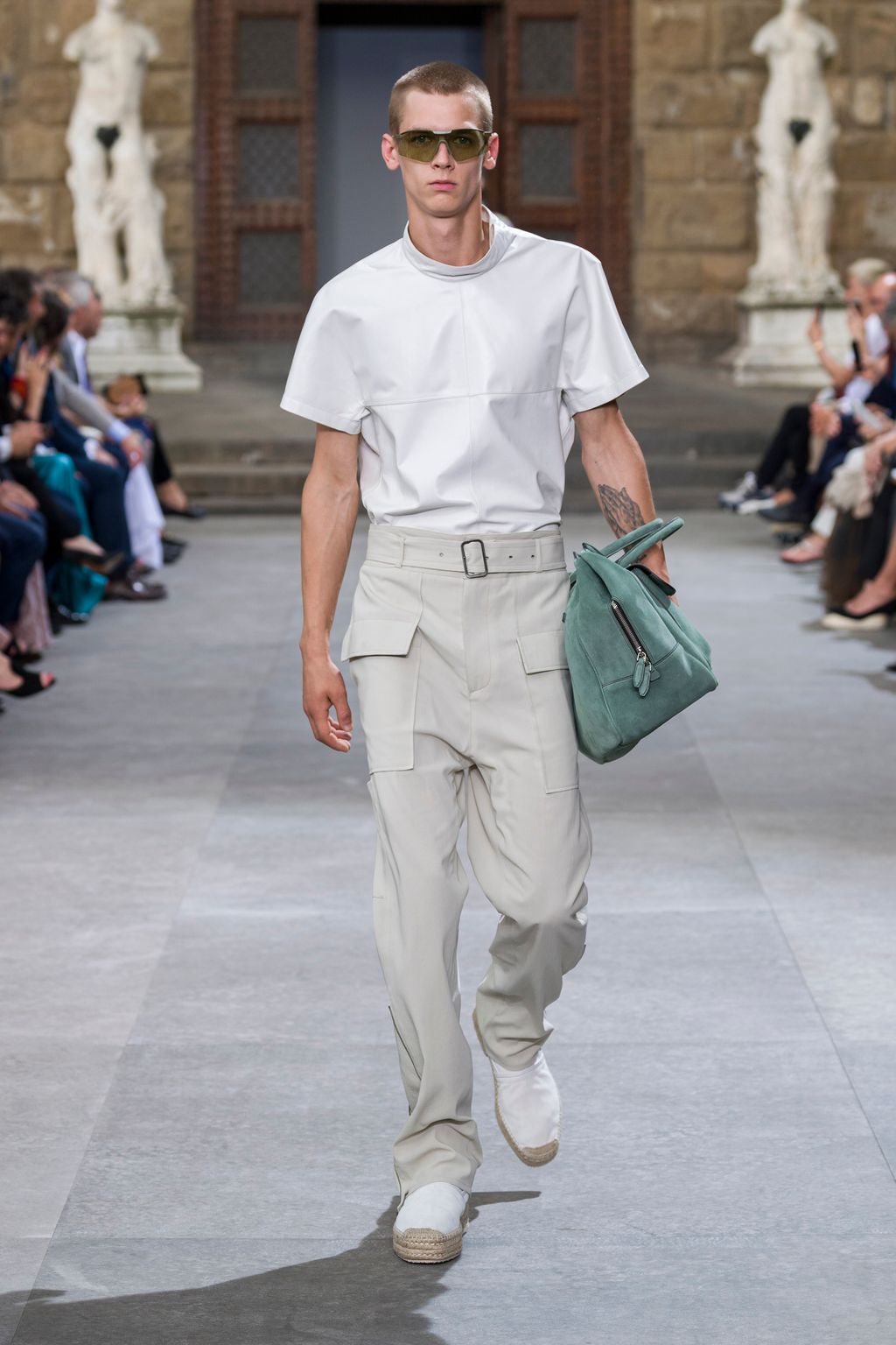 Fashion Week Florence Spring/Summer 2020 look 1 from the Ferragamo collection 男装