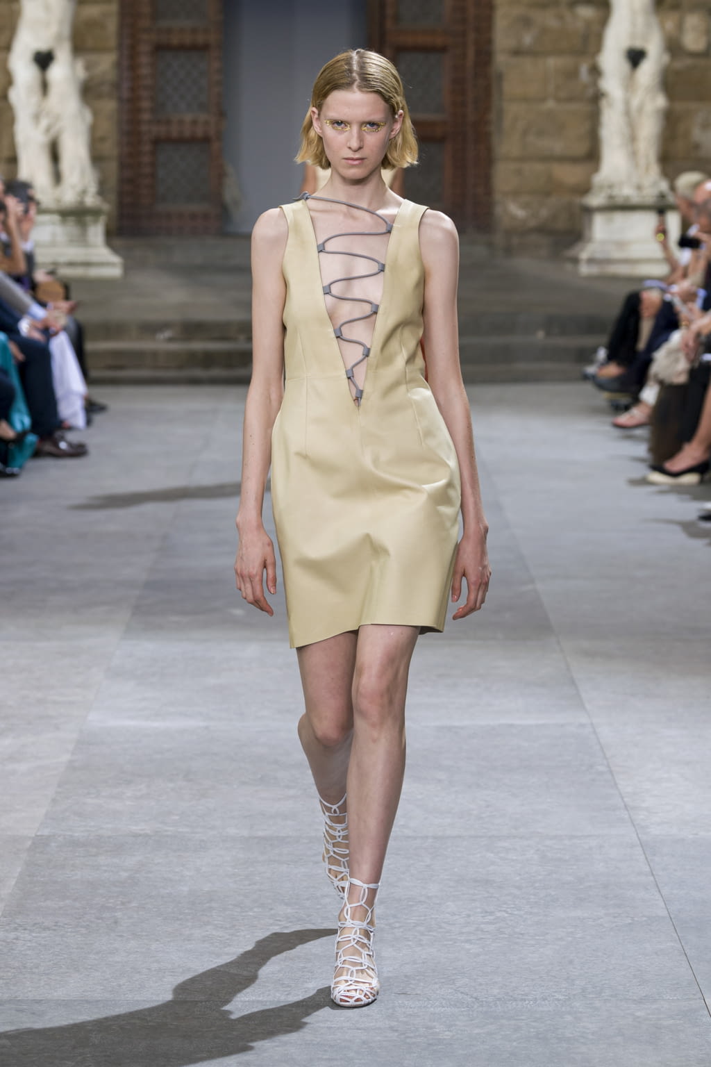 Fashion Week Florence Spring/Summer 2020 look 8 de la collection Ferragamo menswear