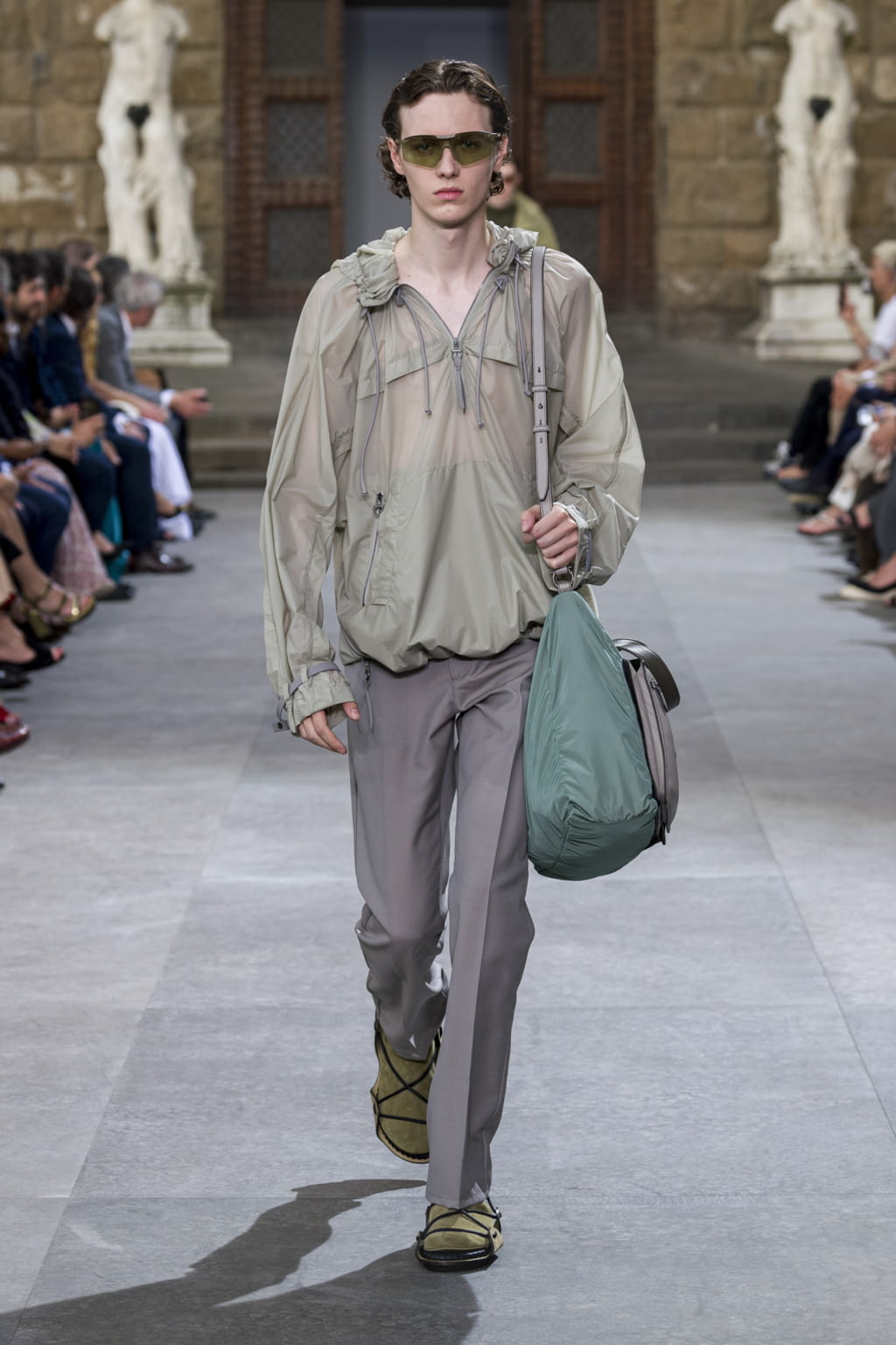 Fashion Week Florence Spring/Summer 2020 look 18 from the Ferragamo collection 男装