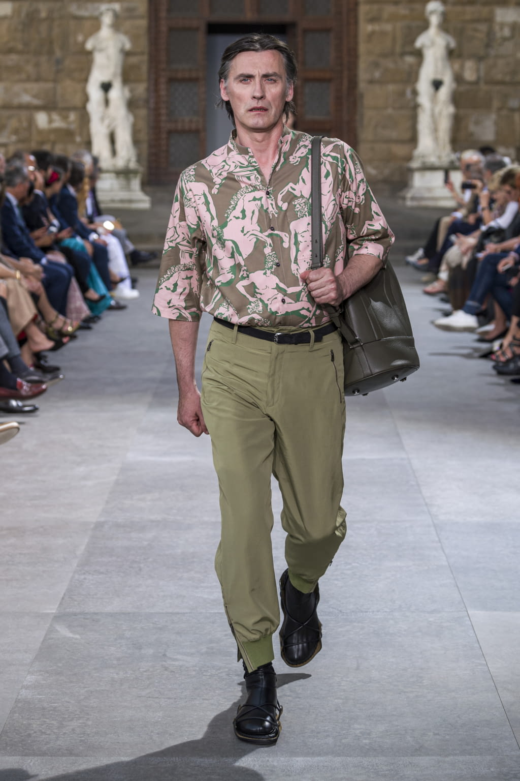 Fashion Week Florence Spring/Summer 2020 look 55 from the Ferragamo collection 男装