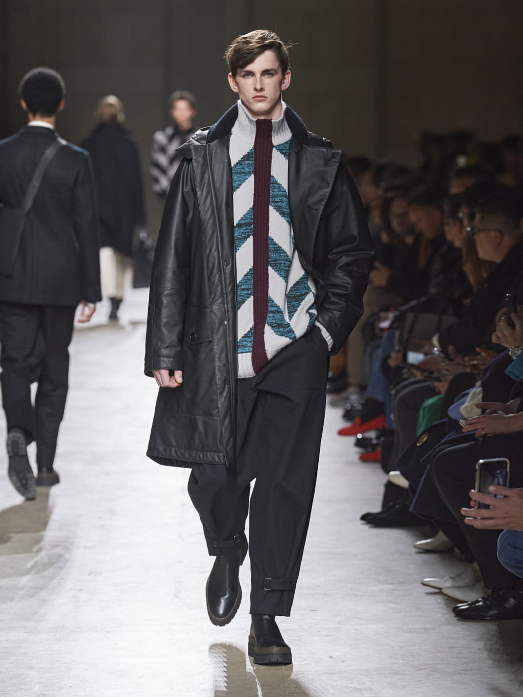 Fashion Week Paris Fall/Winter 2020 look 9 from the Hermès collection menswear