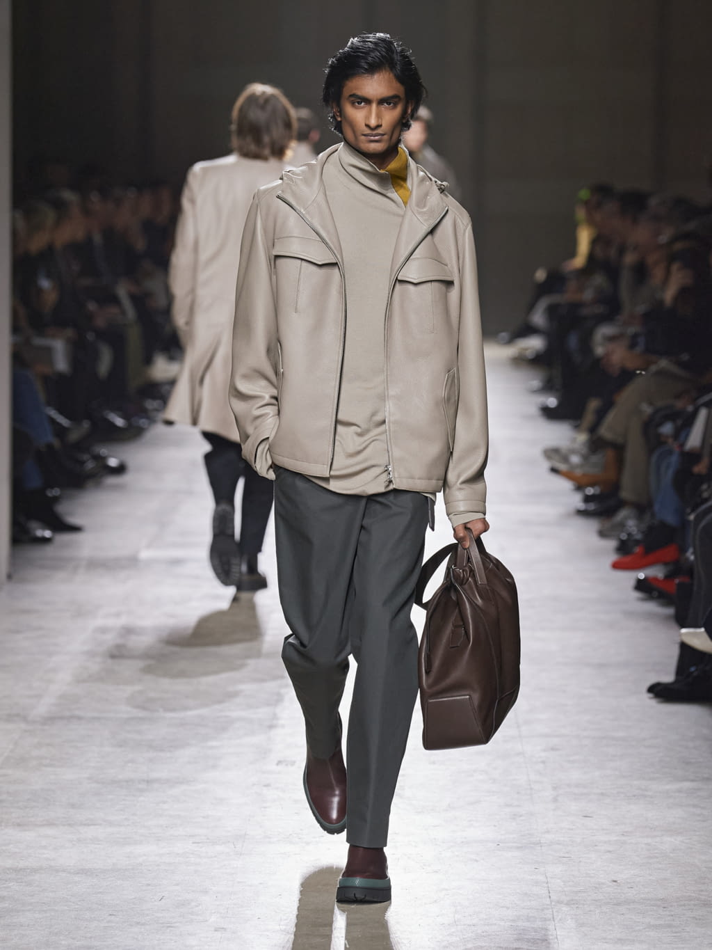 Fashion Week Paris Fall/Winter 2020 look 15 from the Hermès collection menswear