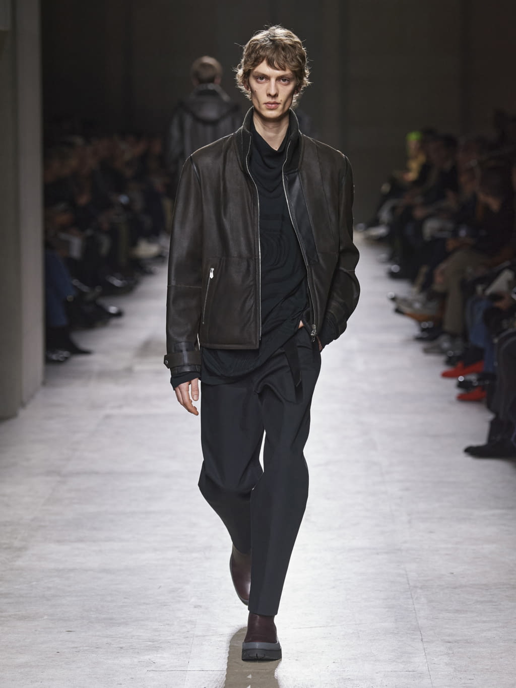 Fashion Week Paris Fall/Winter 2020 look 37 from the Hermès collection menswear