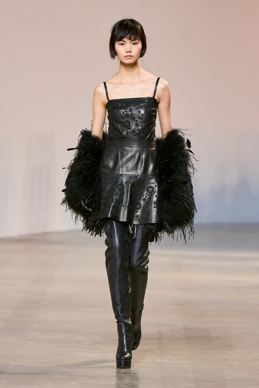 Fashion Week Paris Fall/Winter 2022 look 22 de la collection Elie Saab womenswear
