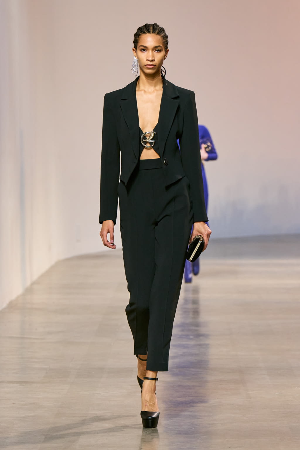 Fashion Week Paris Fall/Winter 2022 look 52 de la collection Elie Saab womenswear