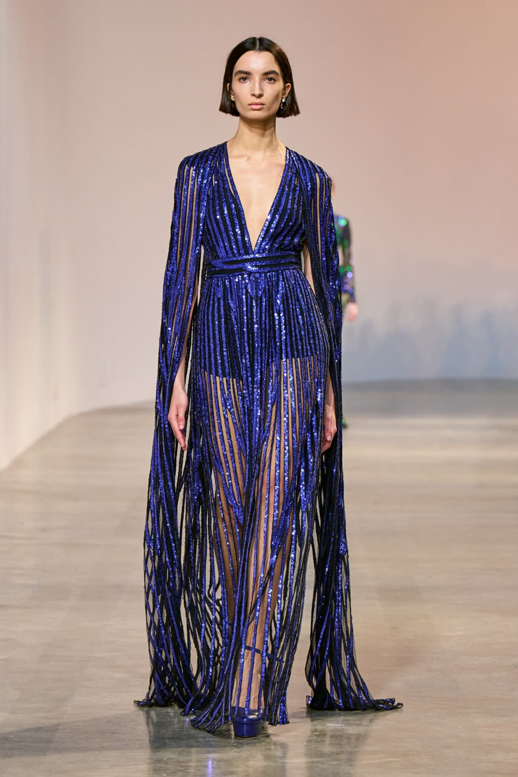 Fashion Week Paris Fall/Winter 2022 look 64 de la collection Elie Saab womenswear