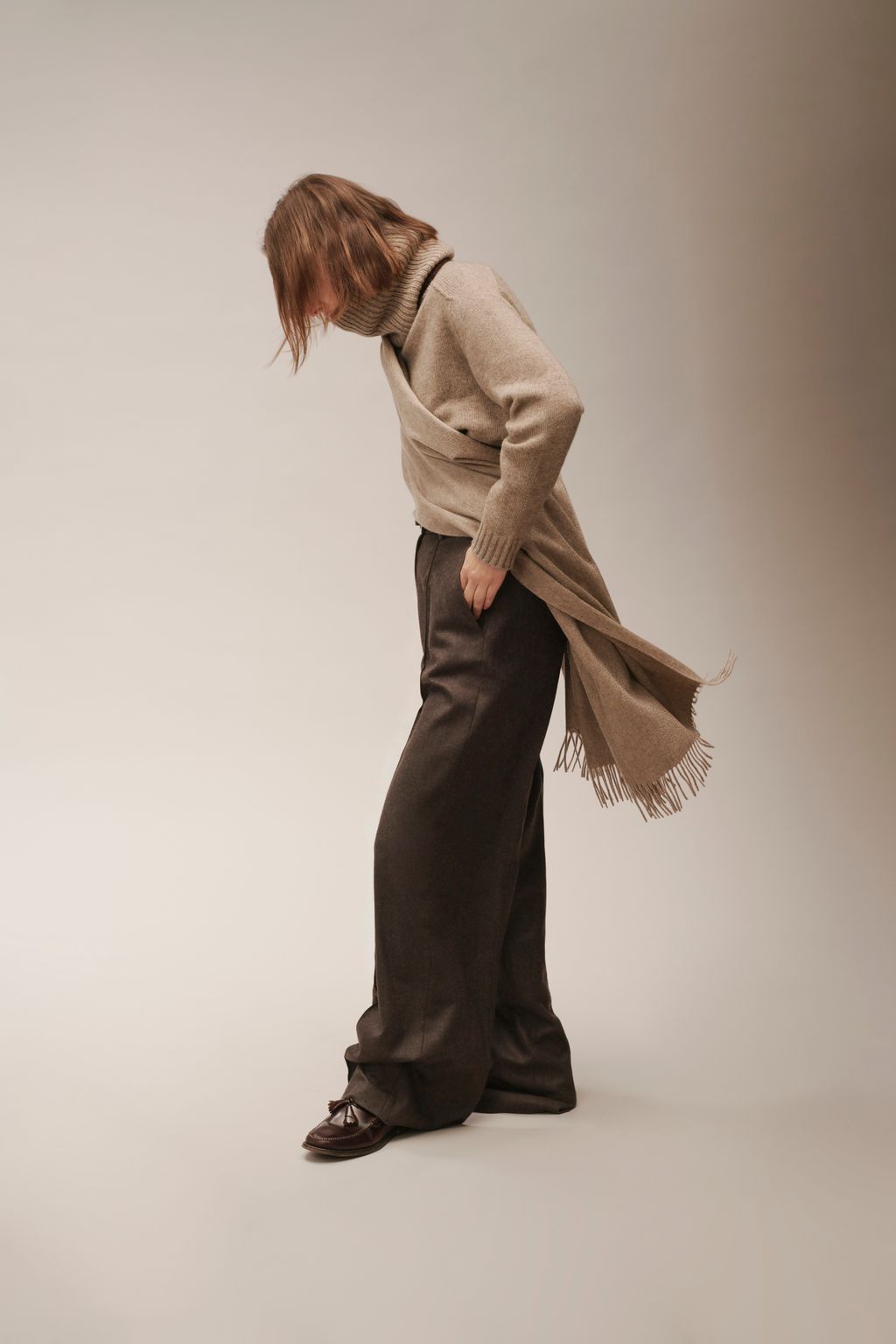 Fashion Week Paris Fall/Winter 2025 look 1 de la collection Eric Bompard womenswear