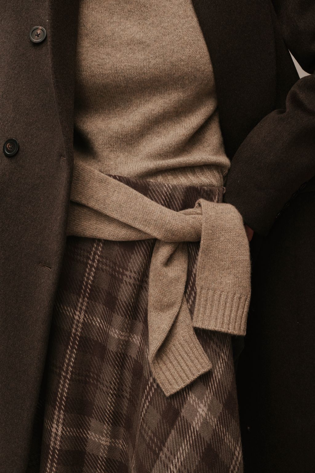 Fashion Week Paris Fall/Winter 2025 look 5 de la collection Eric Bompard womenswear