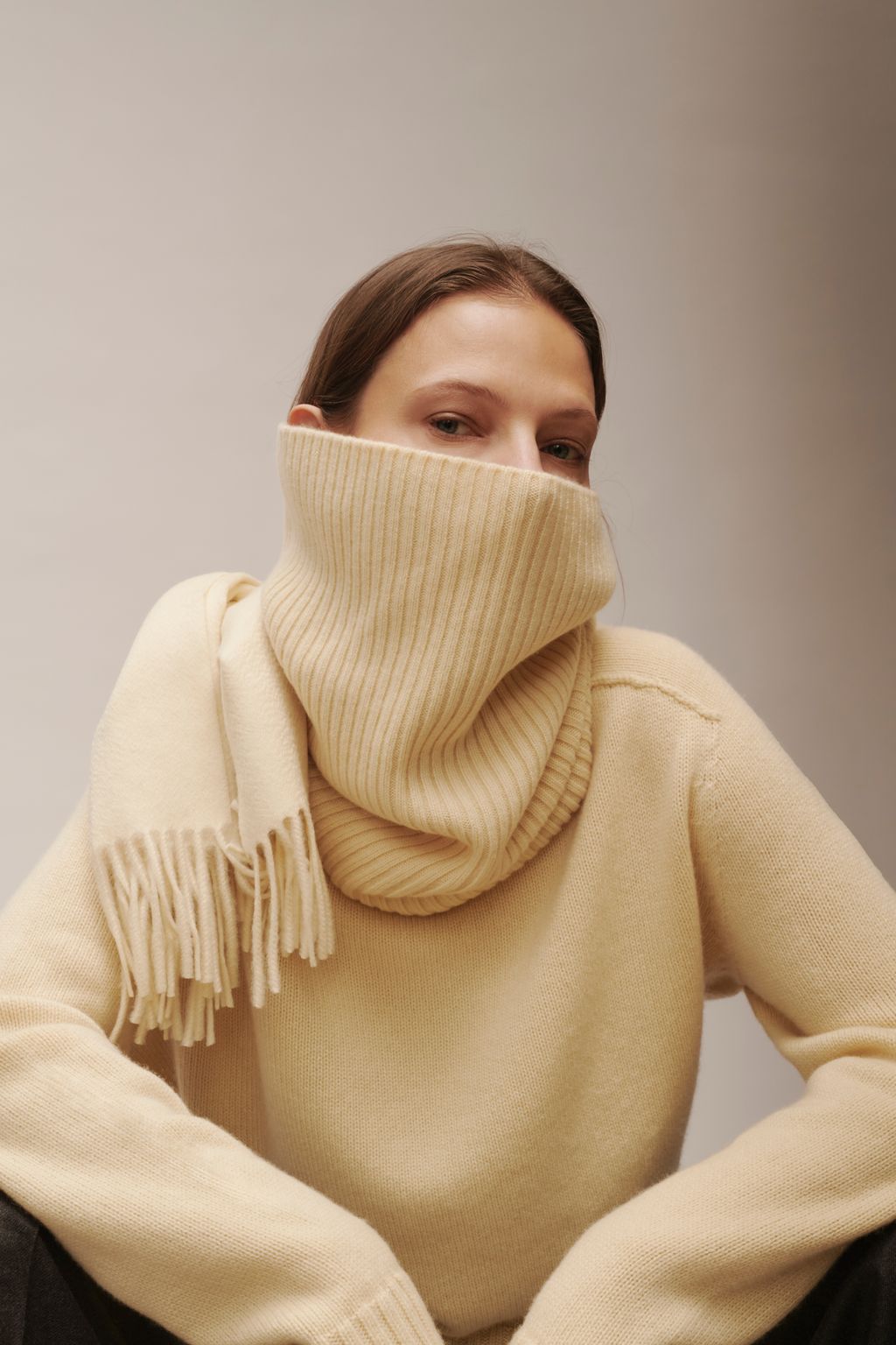 Fashion Week Paris Fall/Winter 2025 look 16 de la collection Eric Bompard womenswear