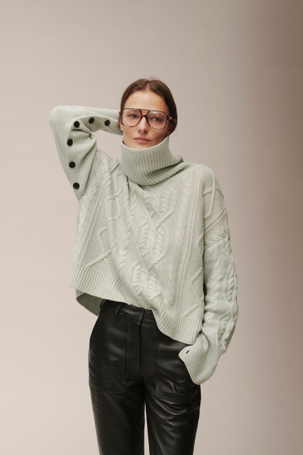 Fashion Week Paris Fall/Winter 2025 look 25 de la collection Eric Bompard womenswear