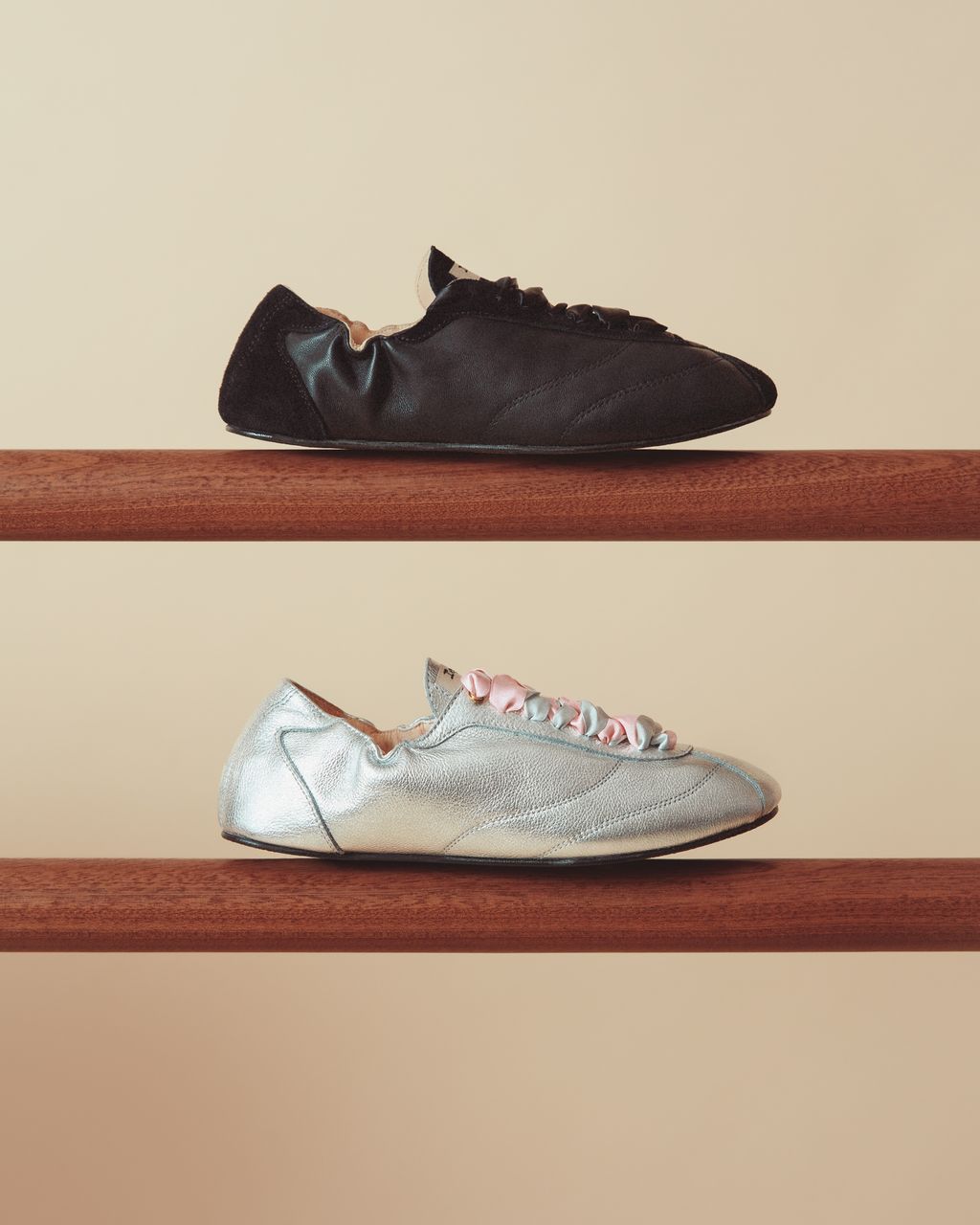 Fashion Week Paris Spring/Summer 2025 look 189 from the Repetto collection womenswear accessories