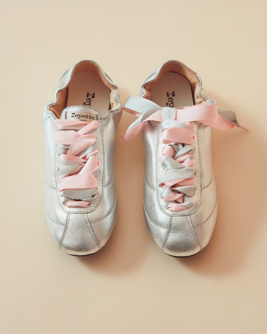 Fashion Week Paris Spring/Summer 2025 look 191 from the Repetto collection womenswear accessories