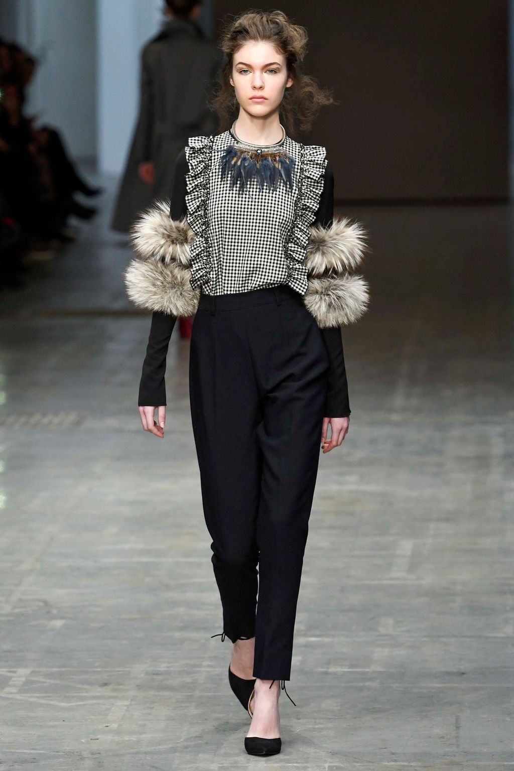 Fashion Week Milan Fall/Winter 2018 look 9 de la collection Francesca Liberatore womenswear