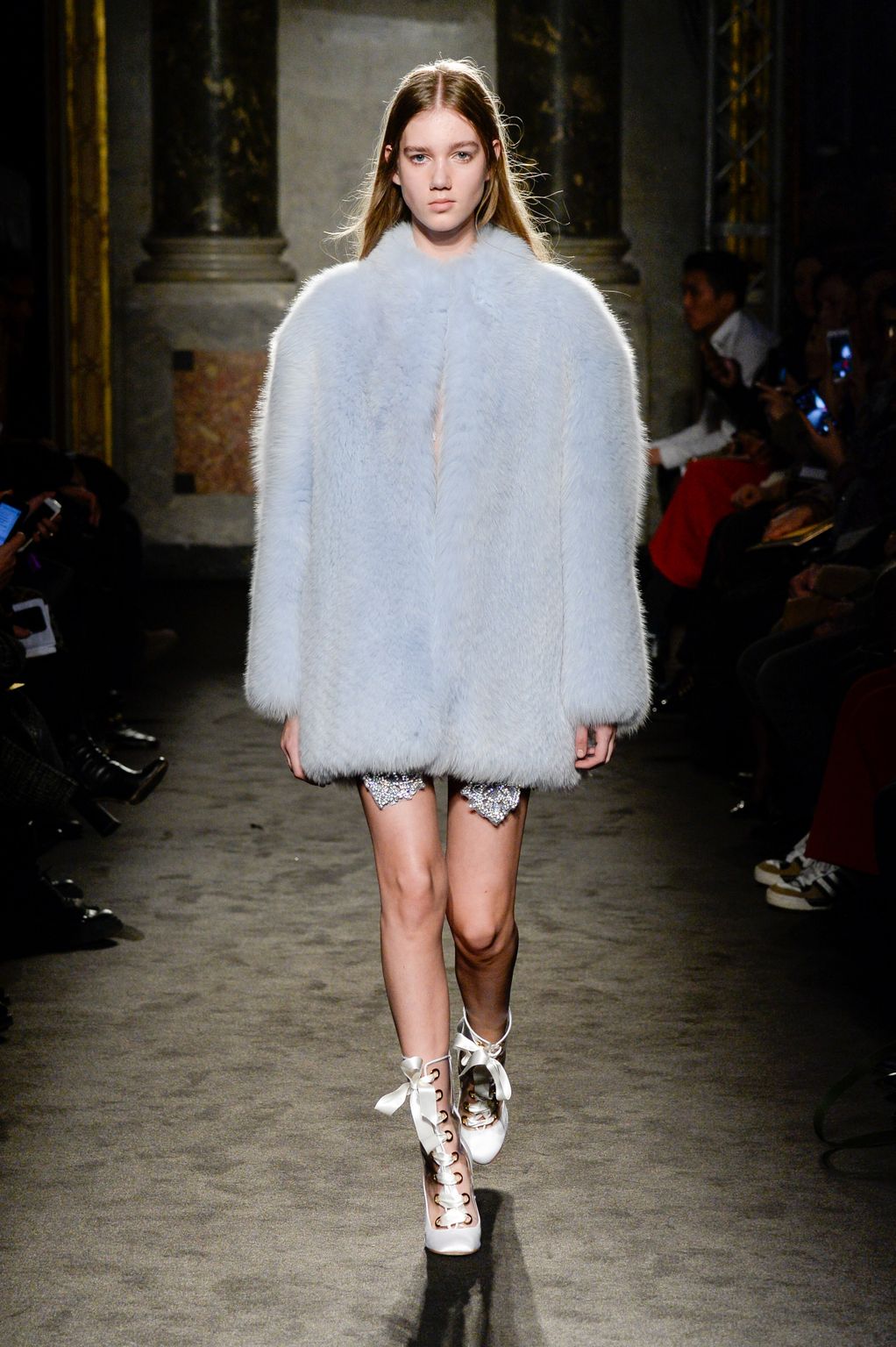 Fashion Week Milan Fall/Winter 2016 look 12 from the Francesco Scognamiglio collection womenswear