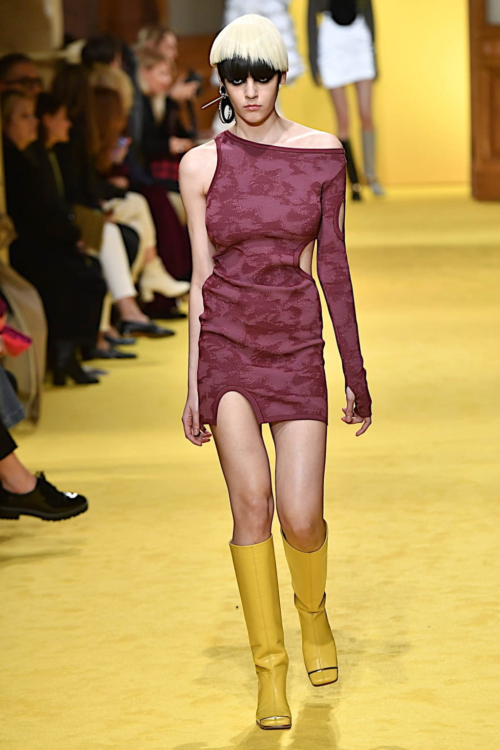 Fashion Week Milan Fall/Winter 2020 look 24 de la collection Frankie Morello womenswear