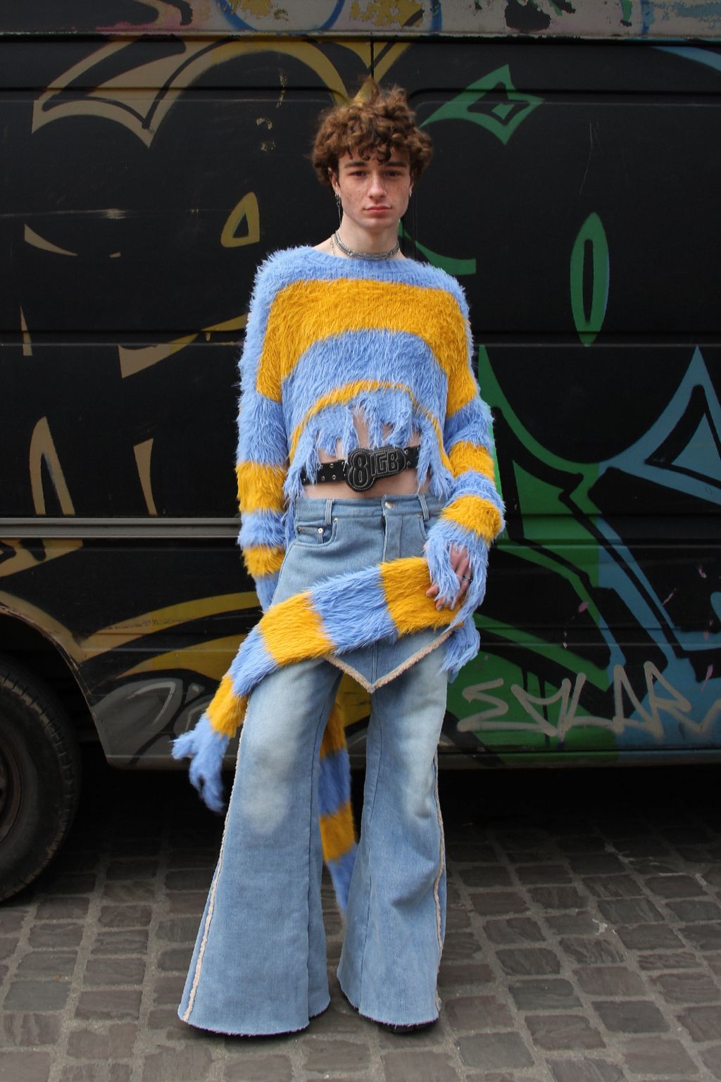 Fashion Week Paris Fall/Winter 2023 look 7 de la collection 8IGB community clothing menswear