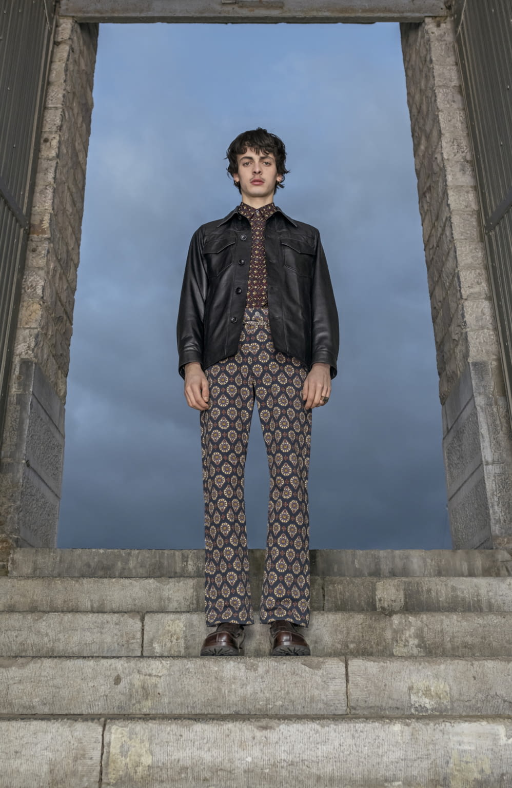 Fashion Week Paris Fall/Winter 2021 look 37 from the Dries Van Noten collection menswear