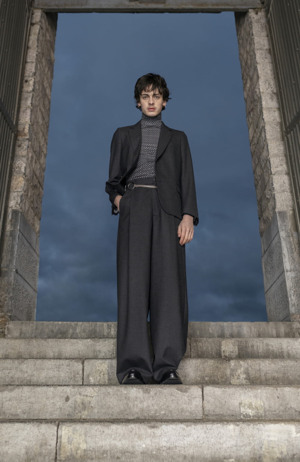 Fashion Week Paris Fall/Winter 2021 look 39 from the Dries Van Noten collection menswear