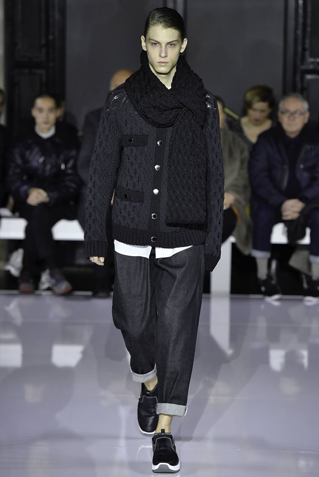 Fashion Week Paris Fall/Winter 2019 look 12 de la collection Fumito Gandryu menswear