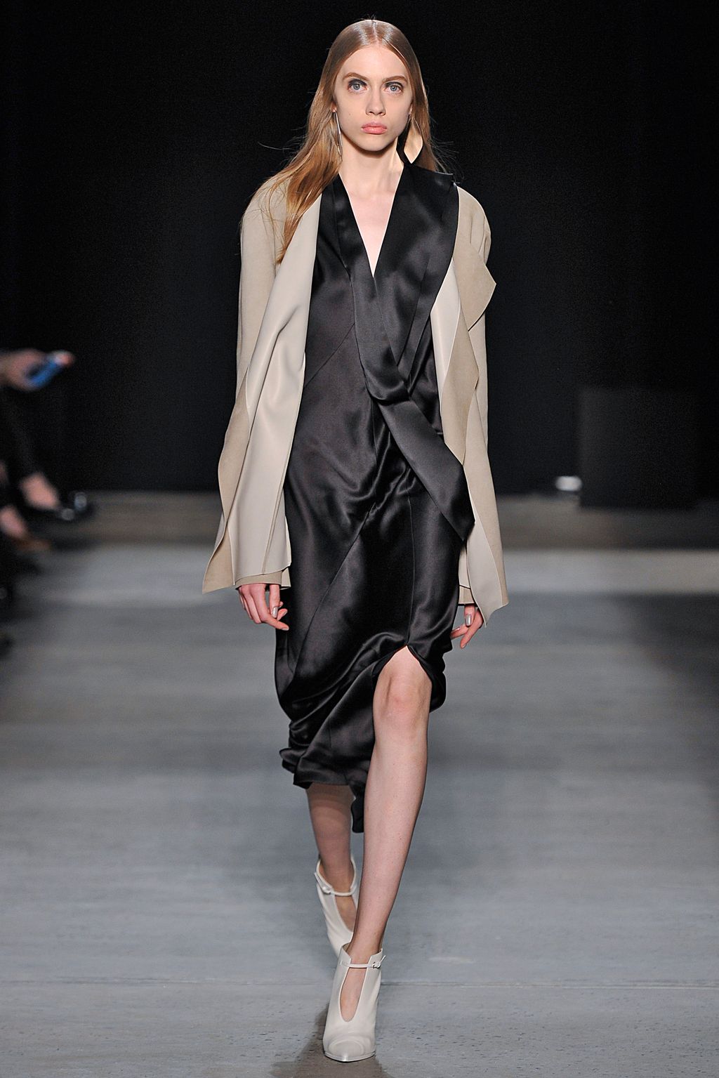 Fashion Week New York Fall/Winter 2016 look 13 from the Narciso Rodriguez collection womenswear