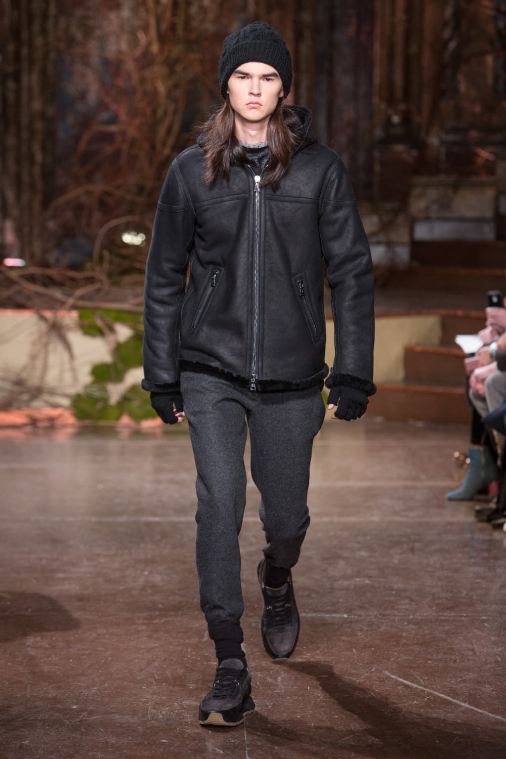 Fashion Week New York Fall/Winter 2018 look 10 from the John Varvatos collection menswear