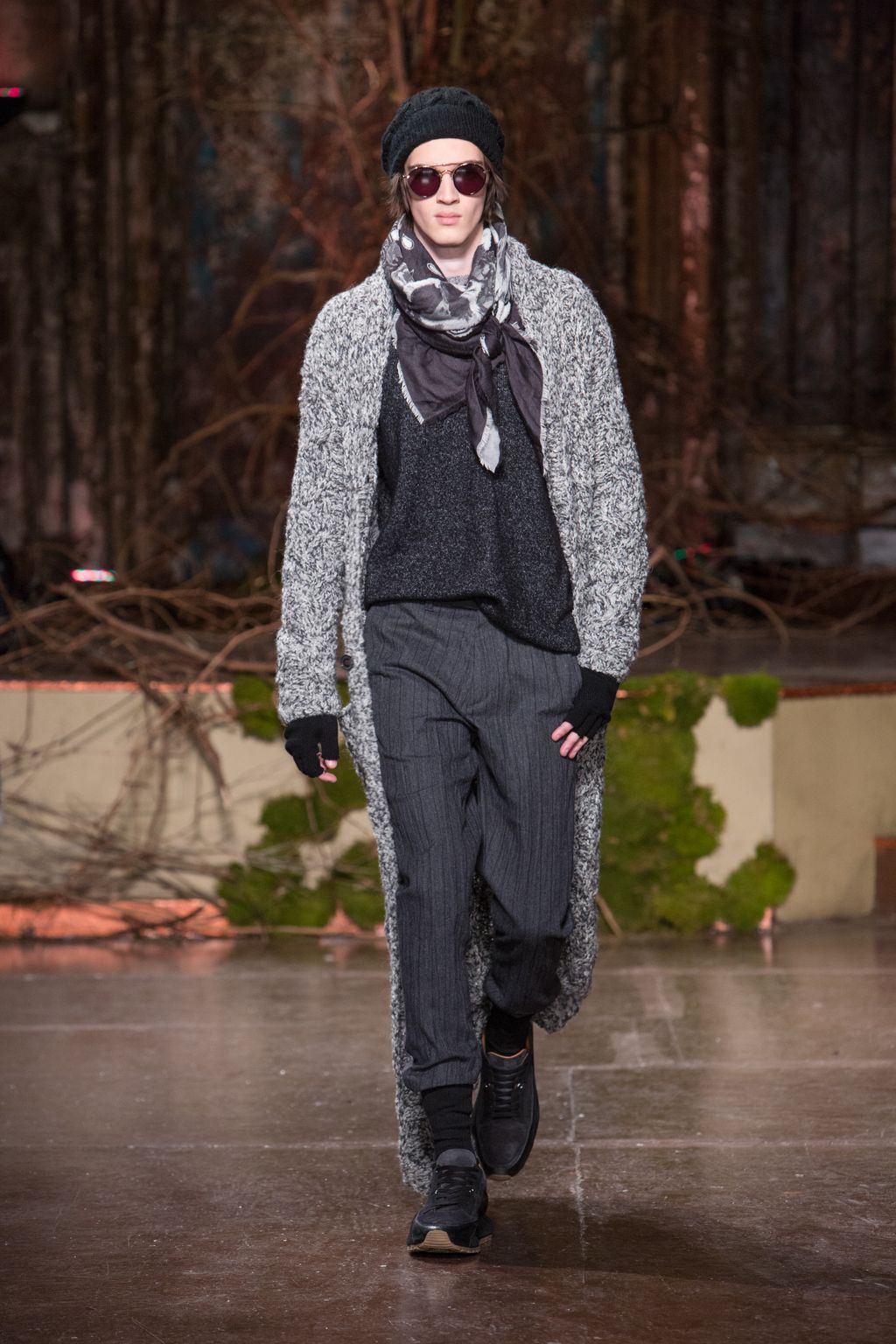 Fashion Week New York Fall/Winter 2018 look 16 from the John Varvatos collection menswear