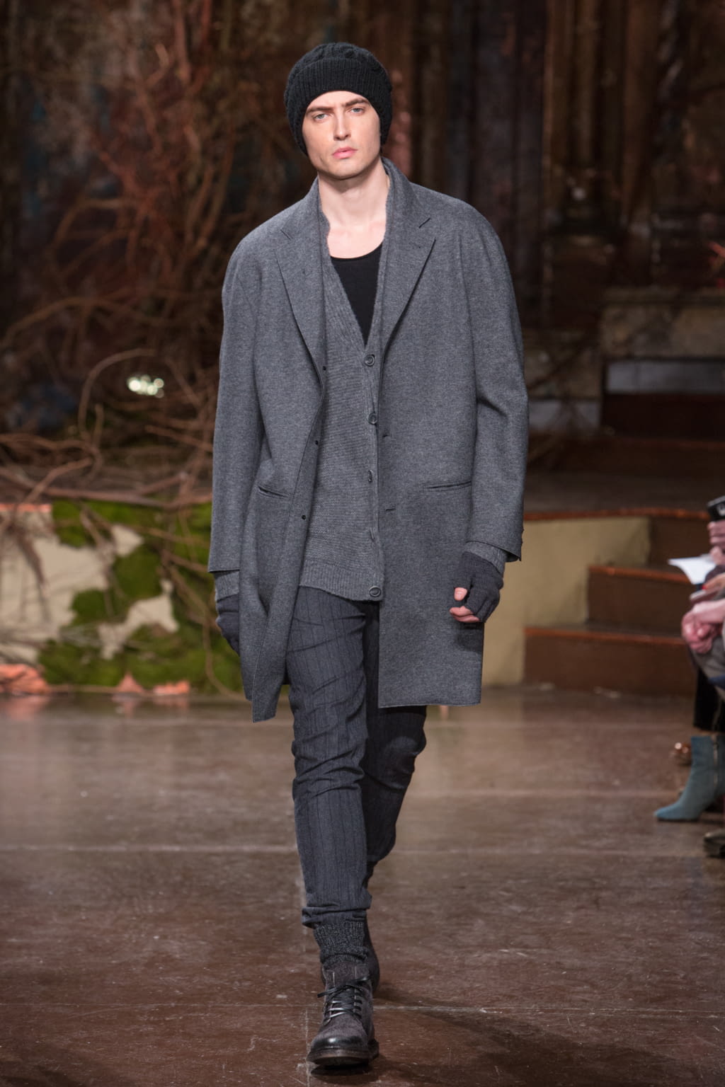 Fashion Week New York Fall/Winter 2018 look 17 from the John Varvatos collection 男装