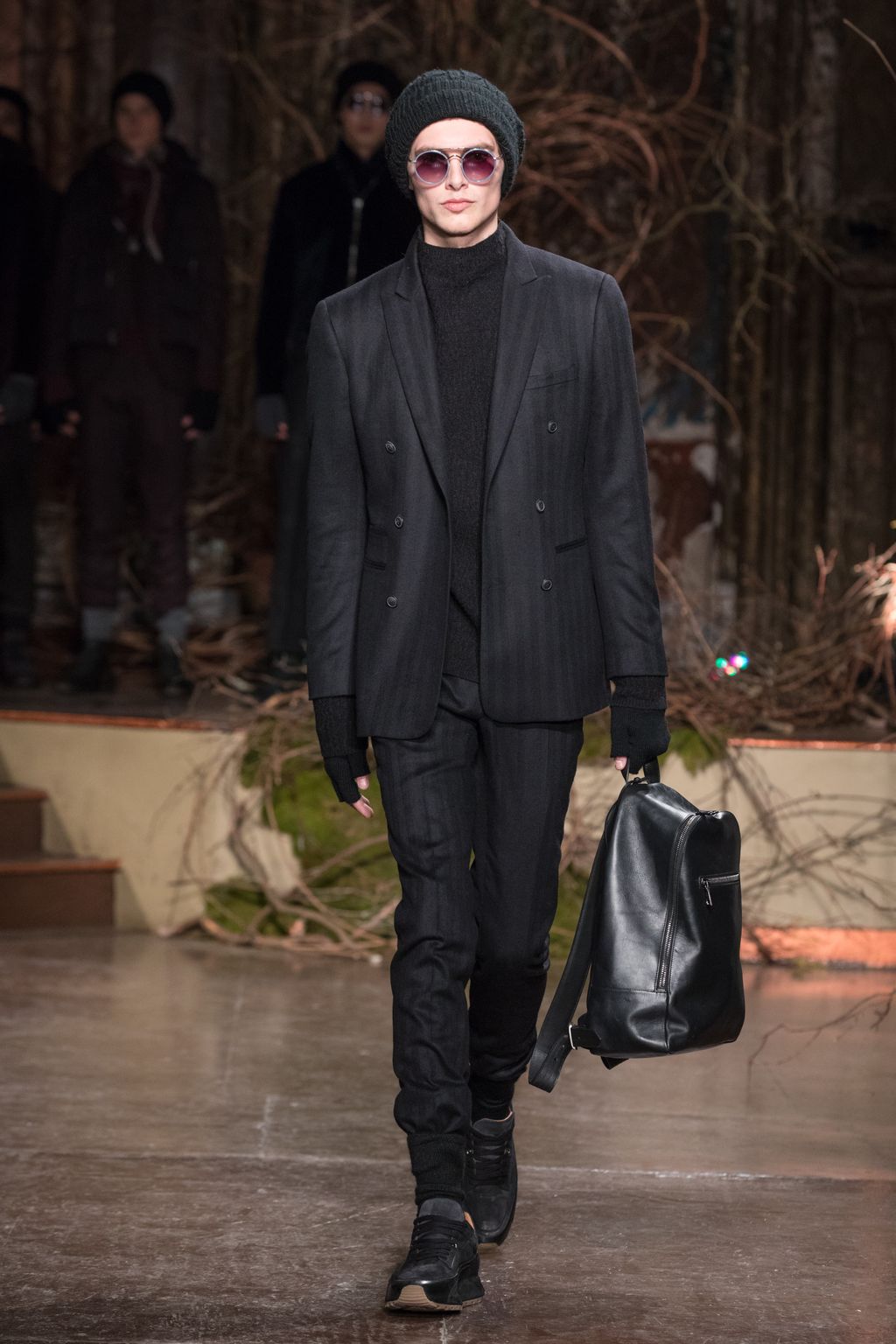 Fashion Week New York Fall/Winter 2018 look 43 from the John Varvatos collection menswear