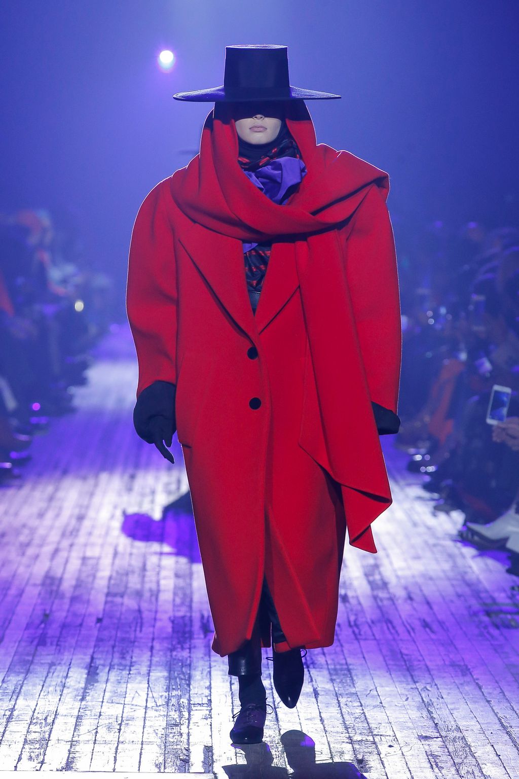 Fashion Week New York Fall/Winter 2018 look 1 de la collection Marc Jacobs womenswear