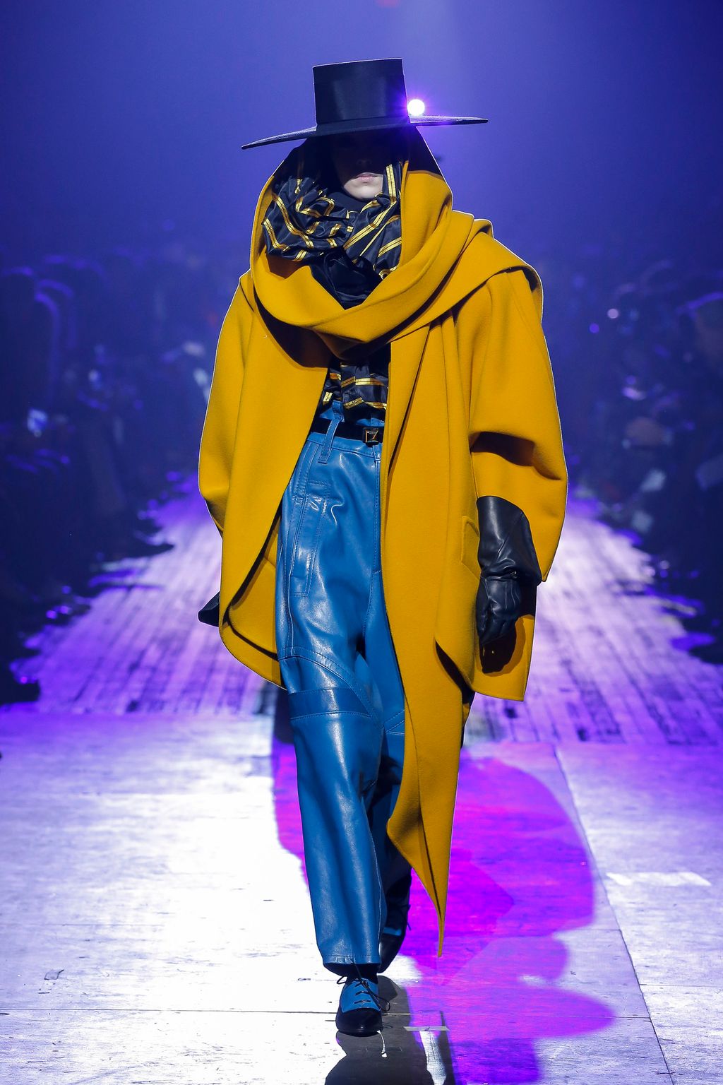 Fashion Week New York Fall/Winter 2018 look 4 de la collection Marc Jacobs womenswear