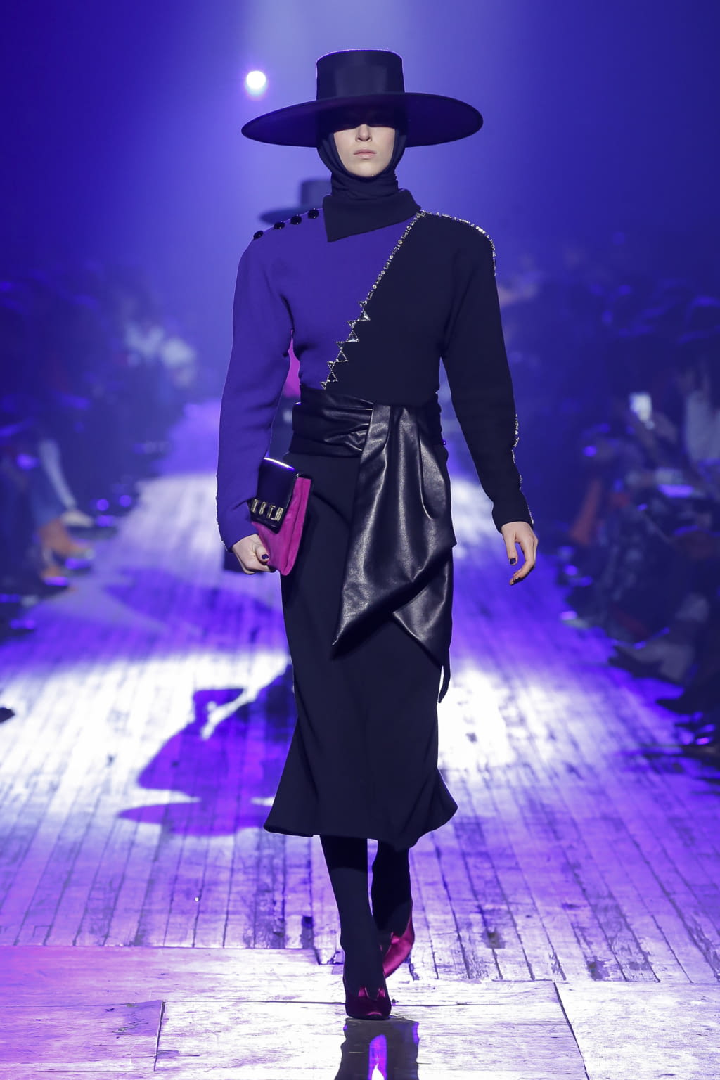 Fashion Week New York Fall/Winter 2018 look 28 de la collection Marc Jacobs womenswear
