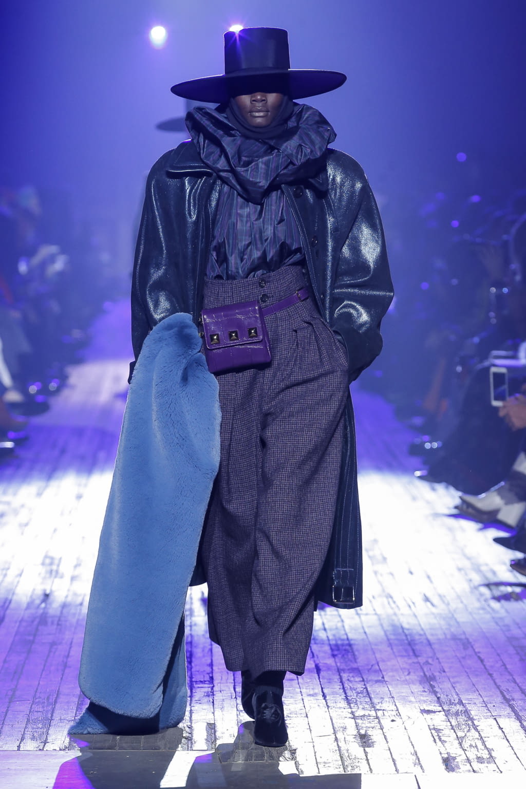 Fashion Week New York Fall/Winter 2018 look 38 from the Marc Jacobs collection womenswear