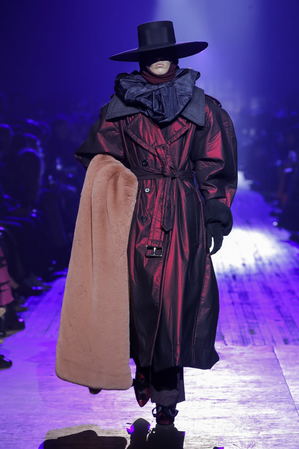 Fashion Week New York Fall/Winter 2018 look 43 from the Marc Jacobs collection 女装