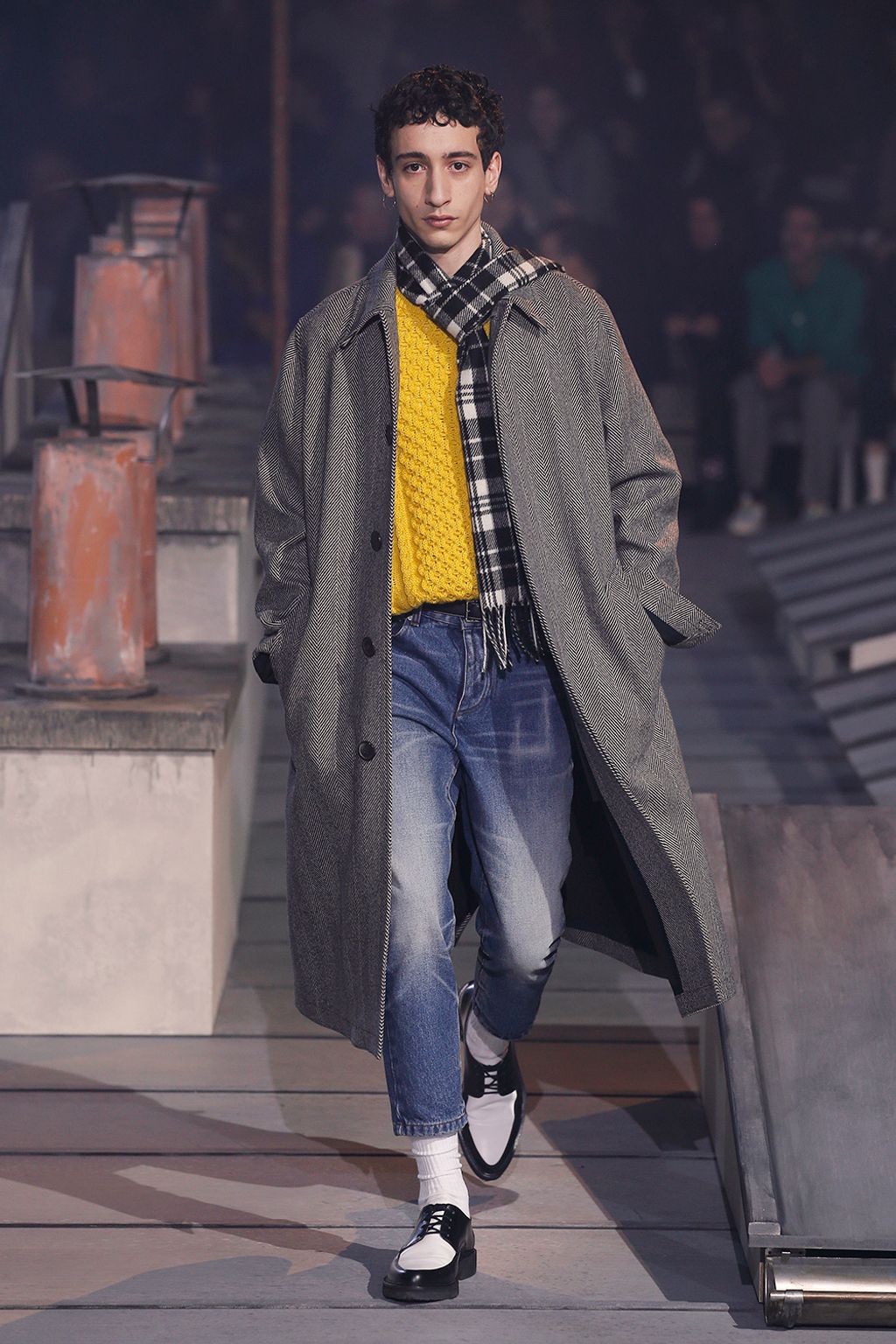 Fashion Week Paris Fall/Winter 2018 look 1 from the Ami collection 男装