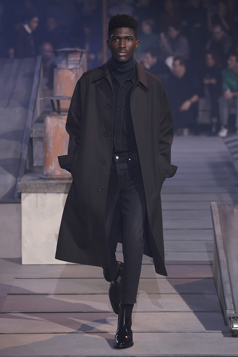 Fashion Week Paris Fall/Winter 2018 look 5 from the Ami collection menswear