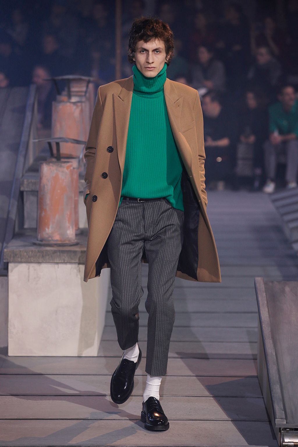 Fashion Week Paris Fall/Winter 2018 look 7 from the Ami collection menswear