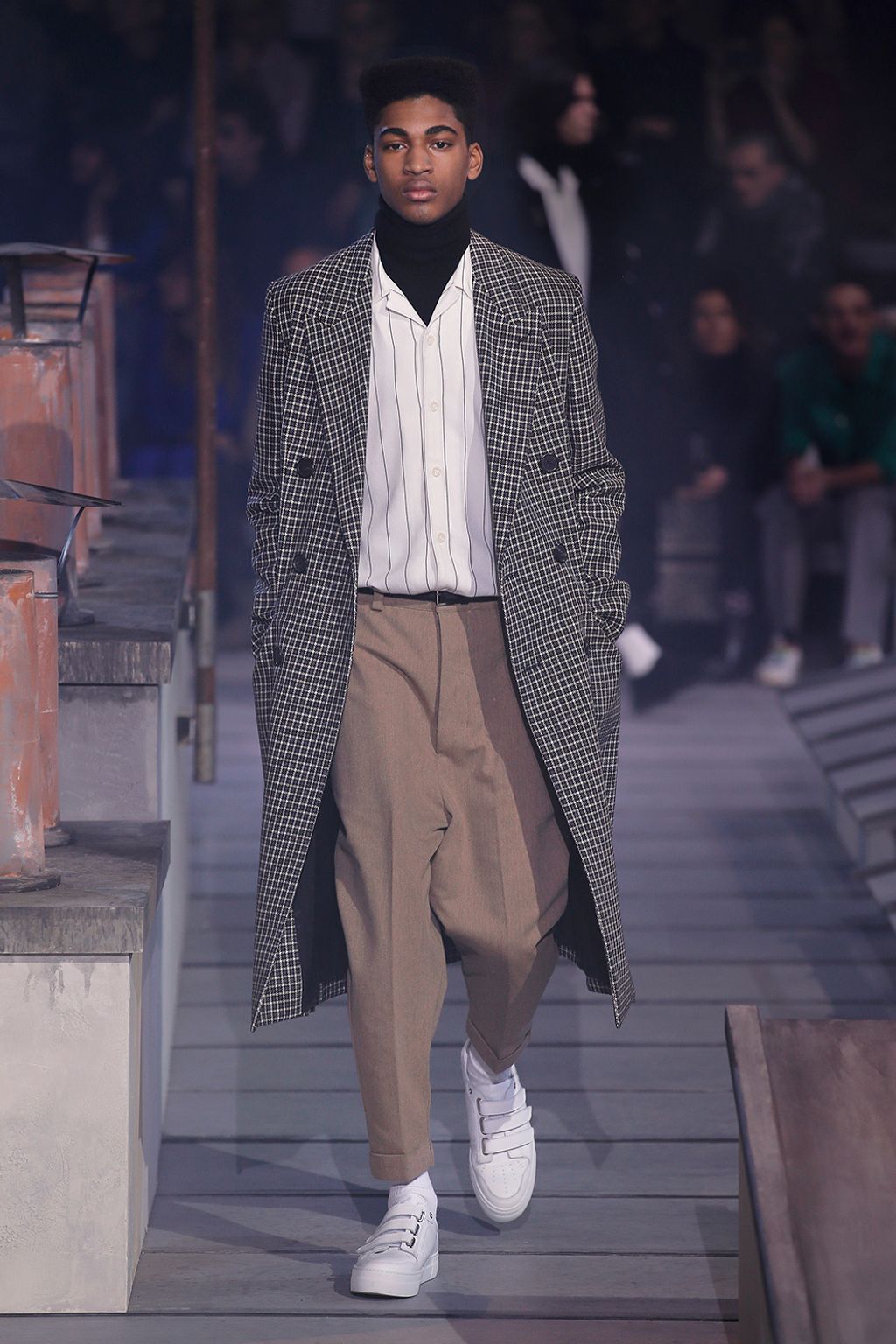 Fashion Week Paris Fall/Winter 2018 look 10 from the Ami collection menswear