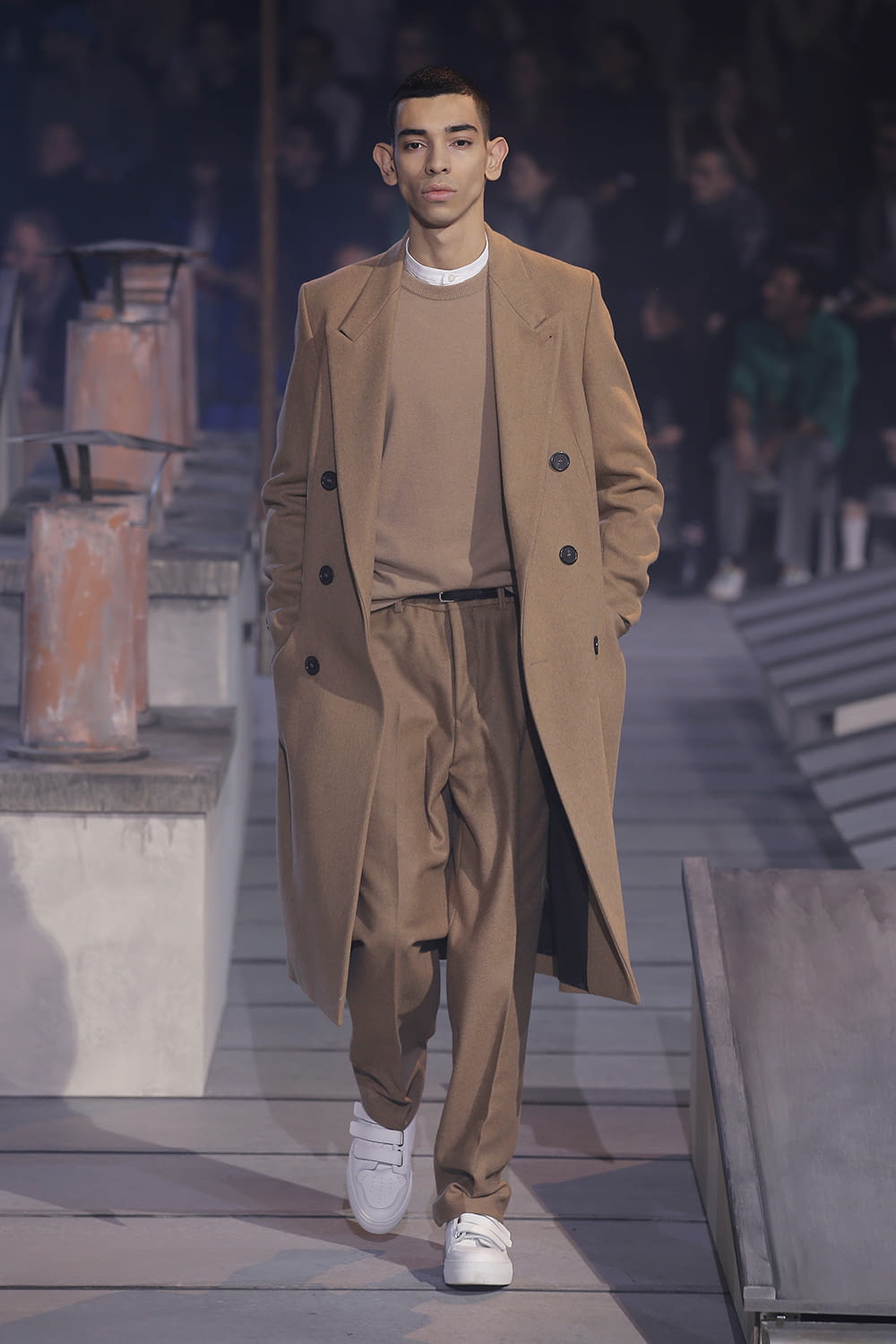 Fashion Week Paris Fall/Winter 2018 look 14 from the Ami collection 男装