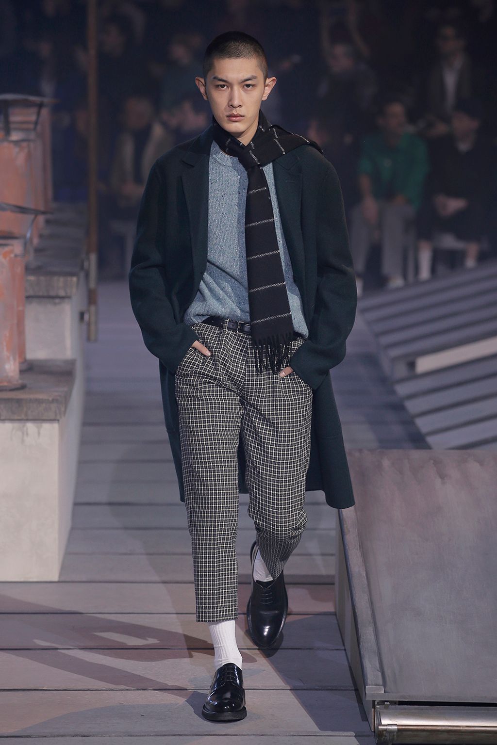 Fashion Week Paris Fall/Winter 2018 look 16 from the Ami collection menswear