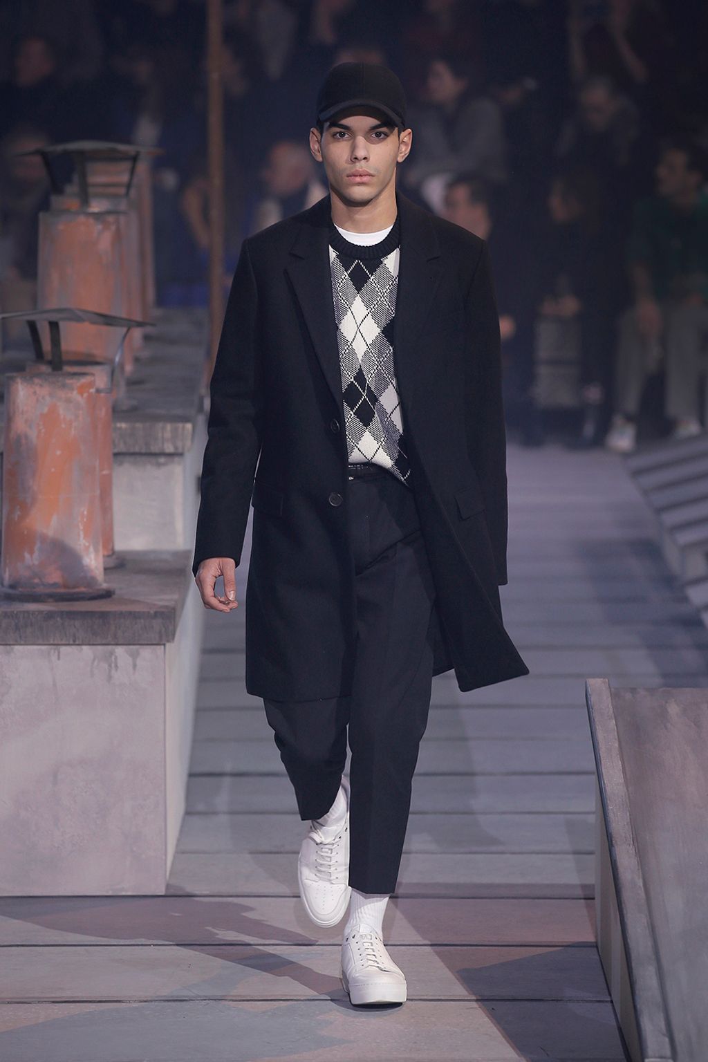 Fashion Week Paris Fall/Winter 2018 look 18 from the Ami collection menswear