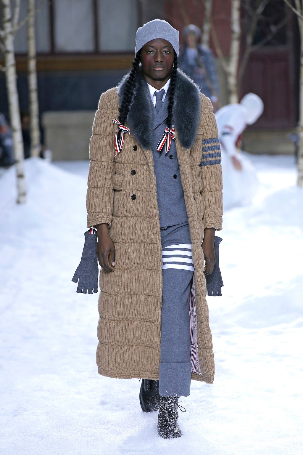 Fashion Week Paris Fall/Winter 2018 look 1 from the Thom Browne collection 男装