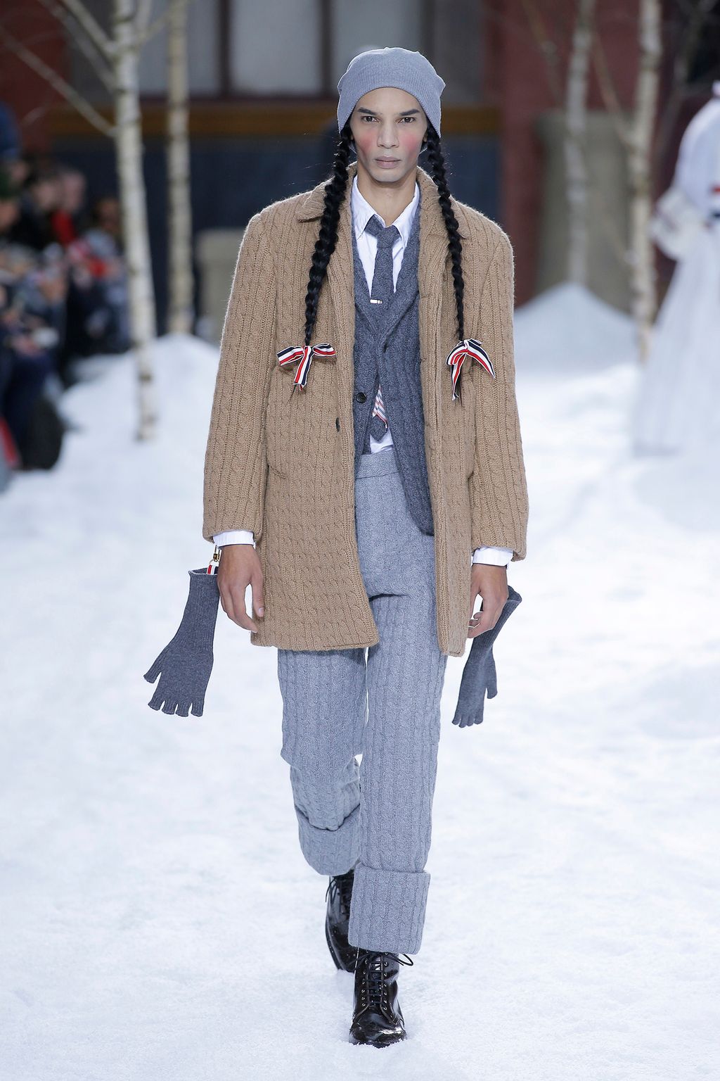 Fashion Week Paris Fall/Winter 2018 look 4 from the Thom Browne collection 男装