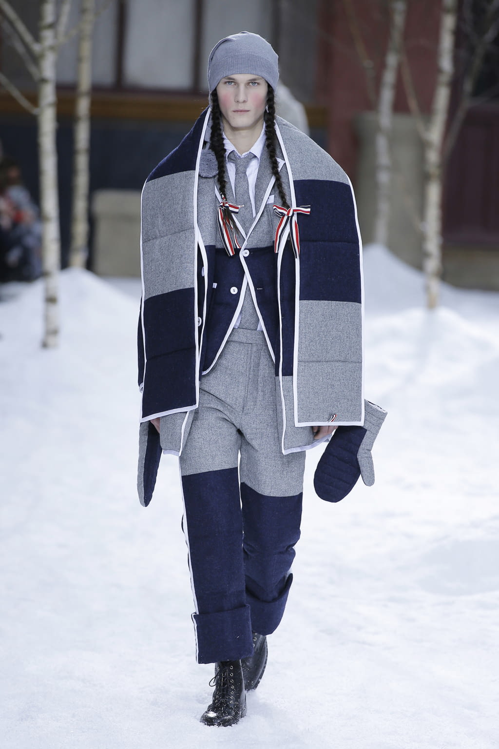 Fashion Week Paris Fall/Winter 2018 look 8 from the Thom Browne collection 男装