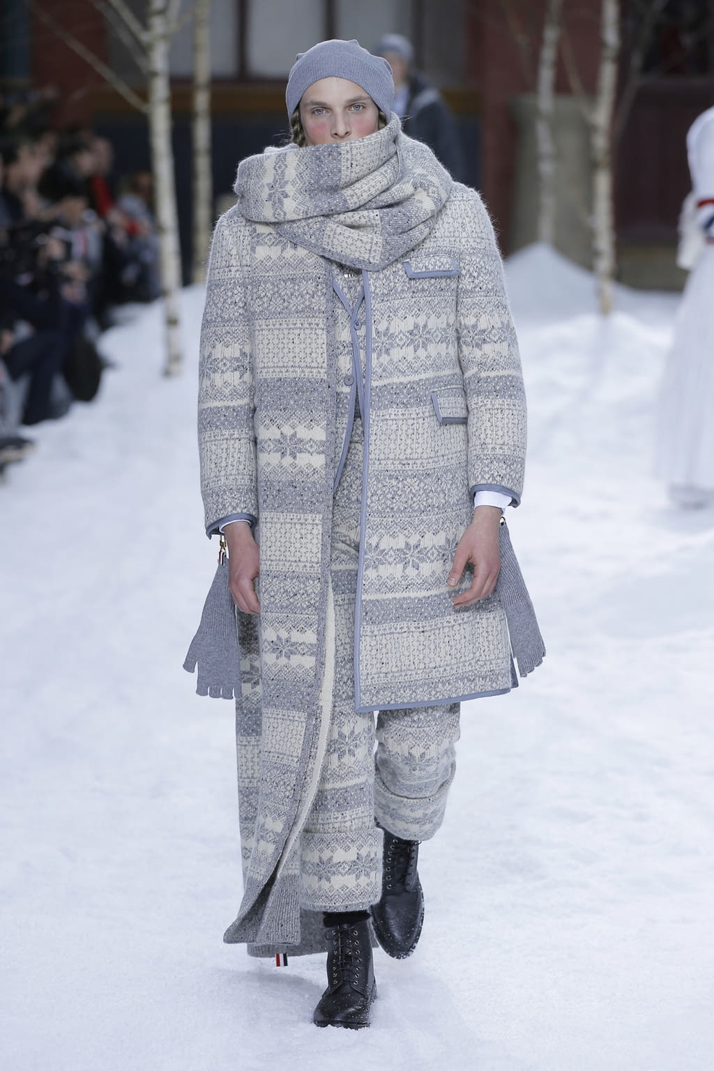 Fashion Week Paris Fall/Winter 2018 look 9 from the Thom Browne collection menswear